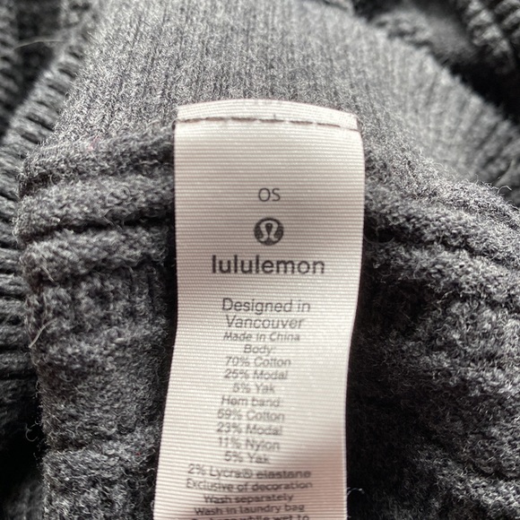 Lululemon Forward Flow Cape - Picture 4 of 4